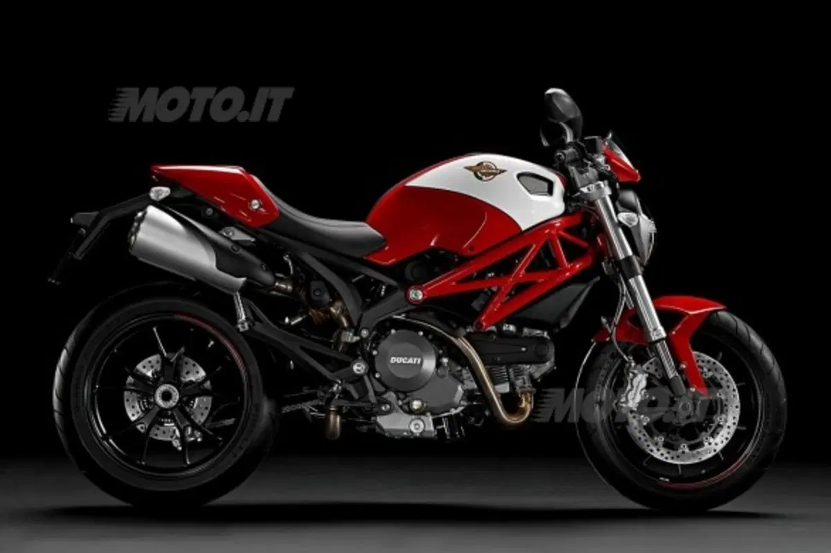 Svelata la Ducati Monster 796 (10)