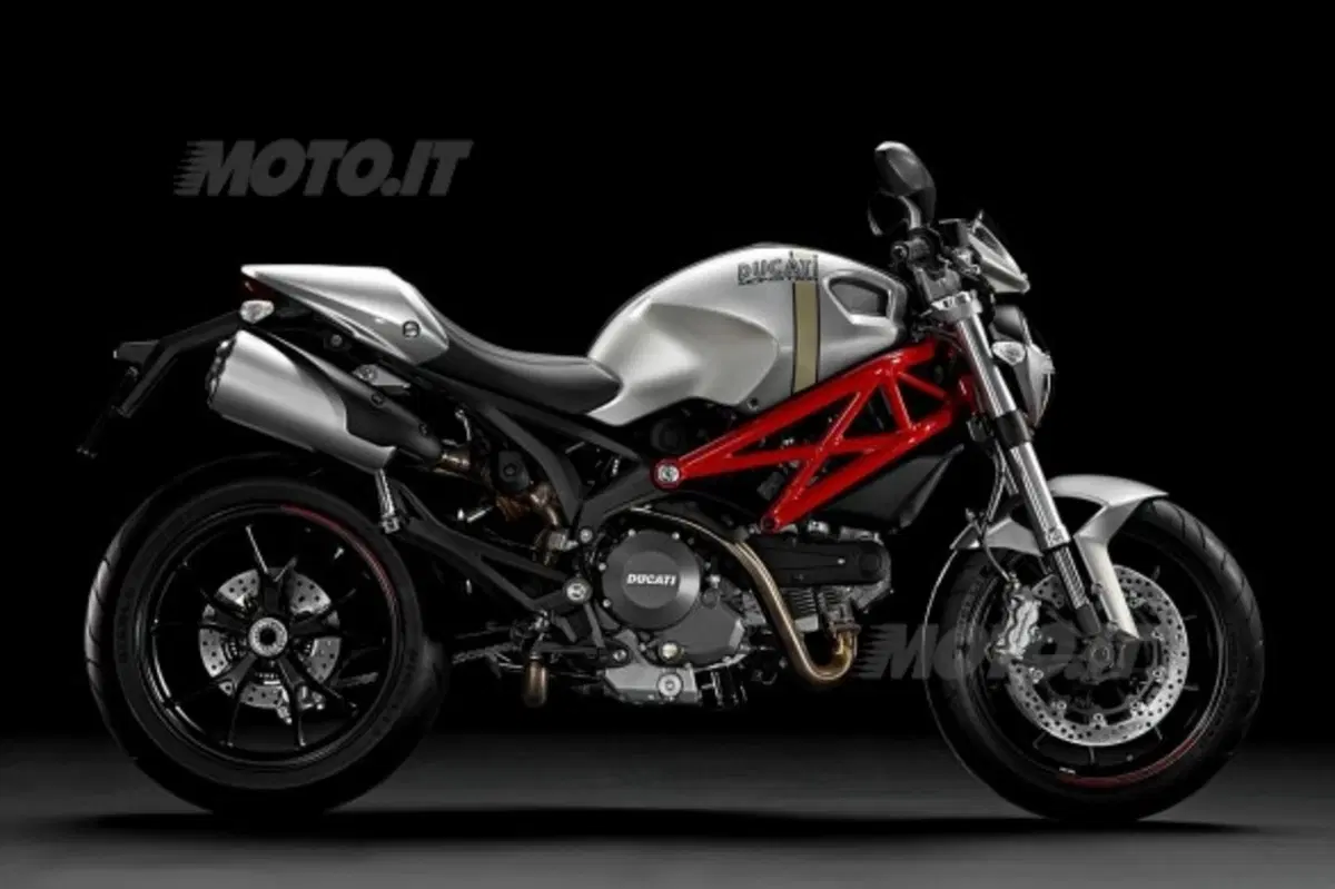 Svelata la Ducati Monster 796 (12)