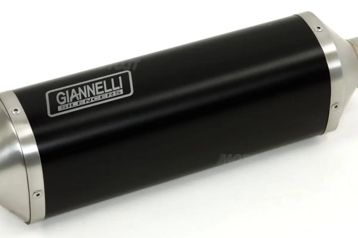 Giannelli Maxi 2010 Black Line (2)