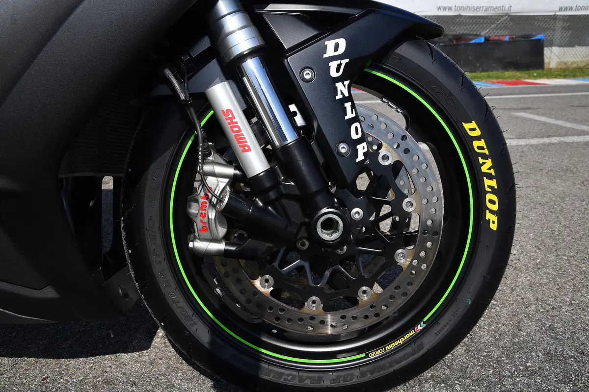 Honda CBR 1000RR SP e Kawasaki ZX-10R SE. Questioni... in sospeso (11)