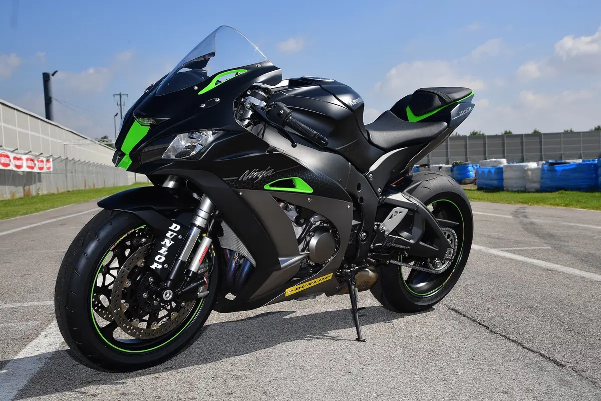 Honda CBR 1000RR SP e Kawasaki ZX-10R SE. Questioni... in sospeso (2)