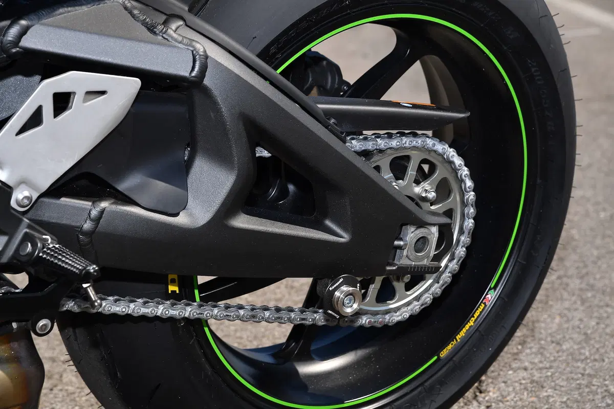 Honda CBR 1000RR SP e Kawasaki ZX-10R SE. Questioni... in sospeso (12)