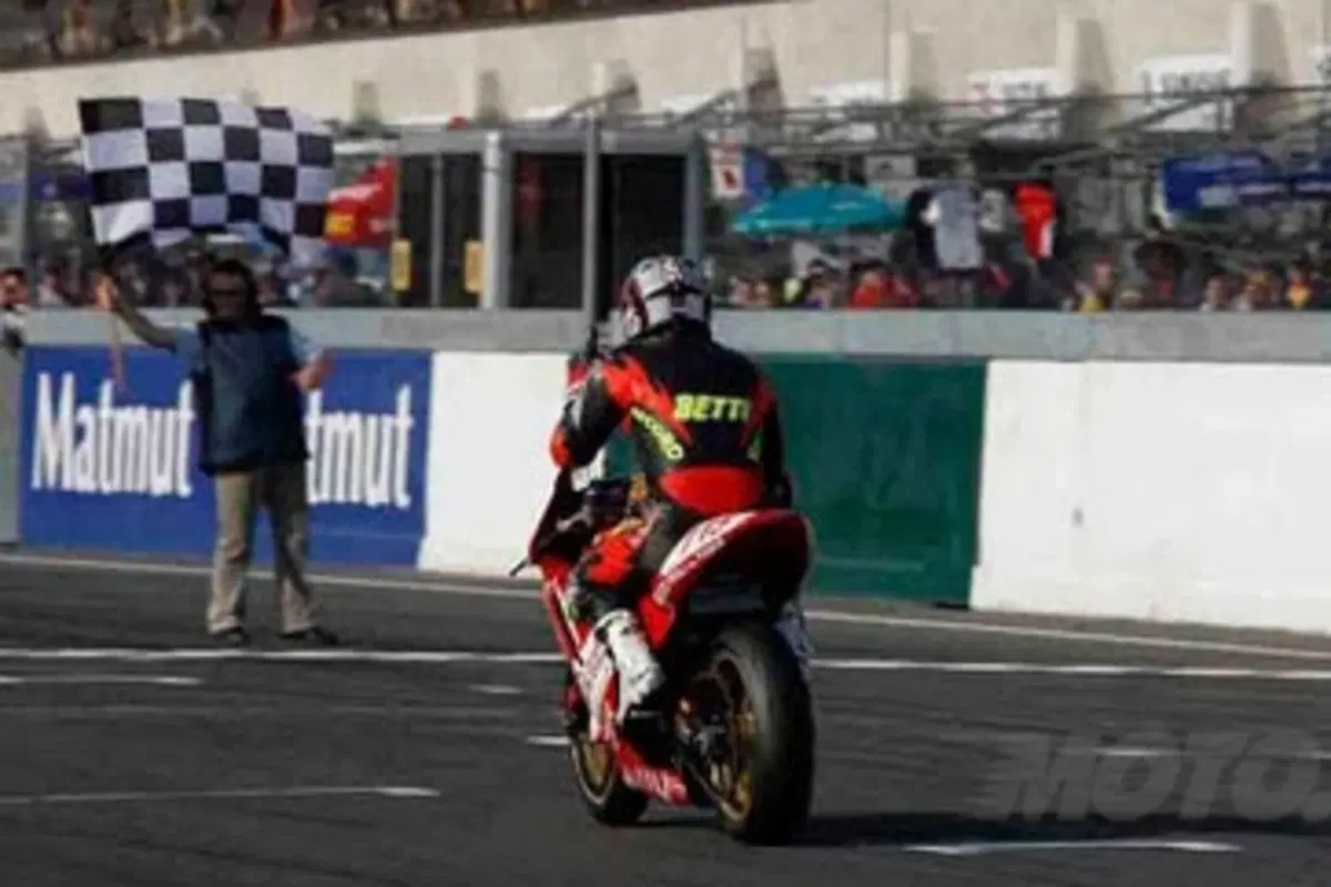 Moto elettriche, Thomas Betti vincitore a LeMans