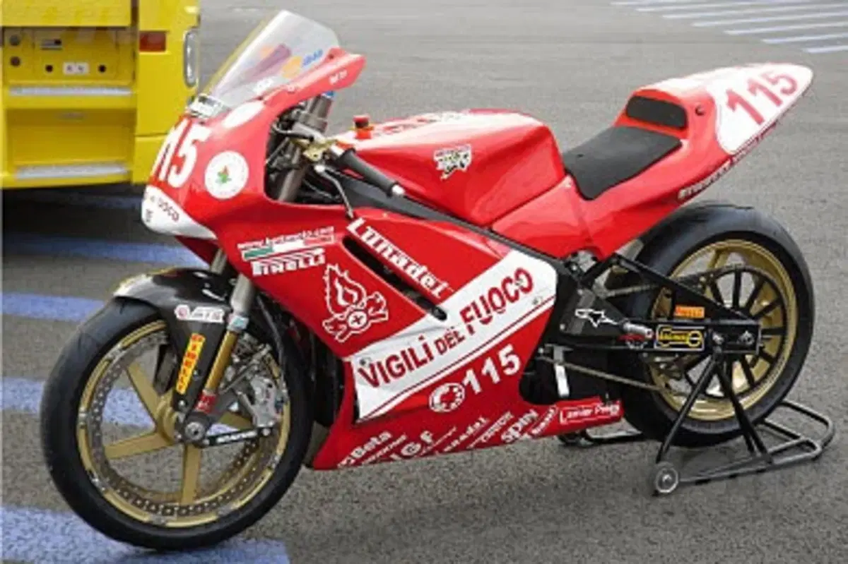 Moto elettriche, Thomas Betti vincitore a LeMans (2)