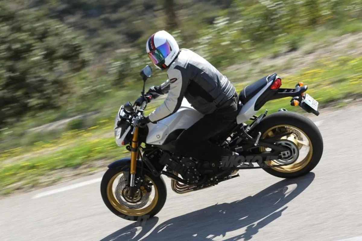 Yamaha Fazer 8 e FZ8 (2)