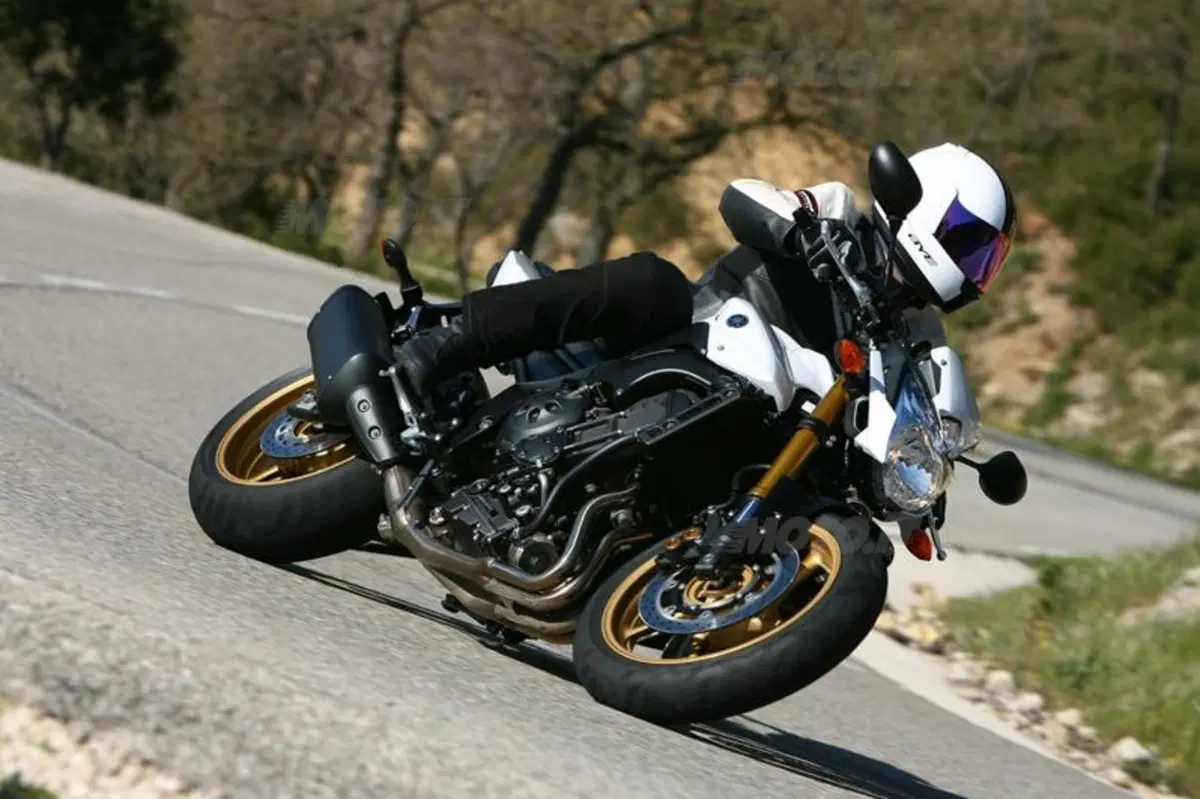 Yamaha Fazer 8 e FZ8 (4)
