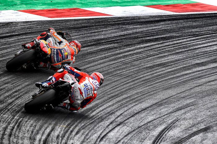 Marc Marquez, sconfitto all'ultima curva da Andrea Dovizioso nell'edizione 2017