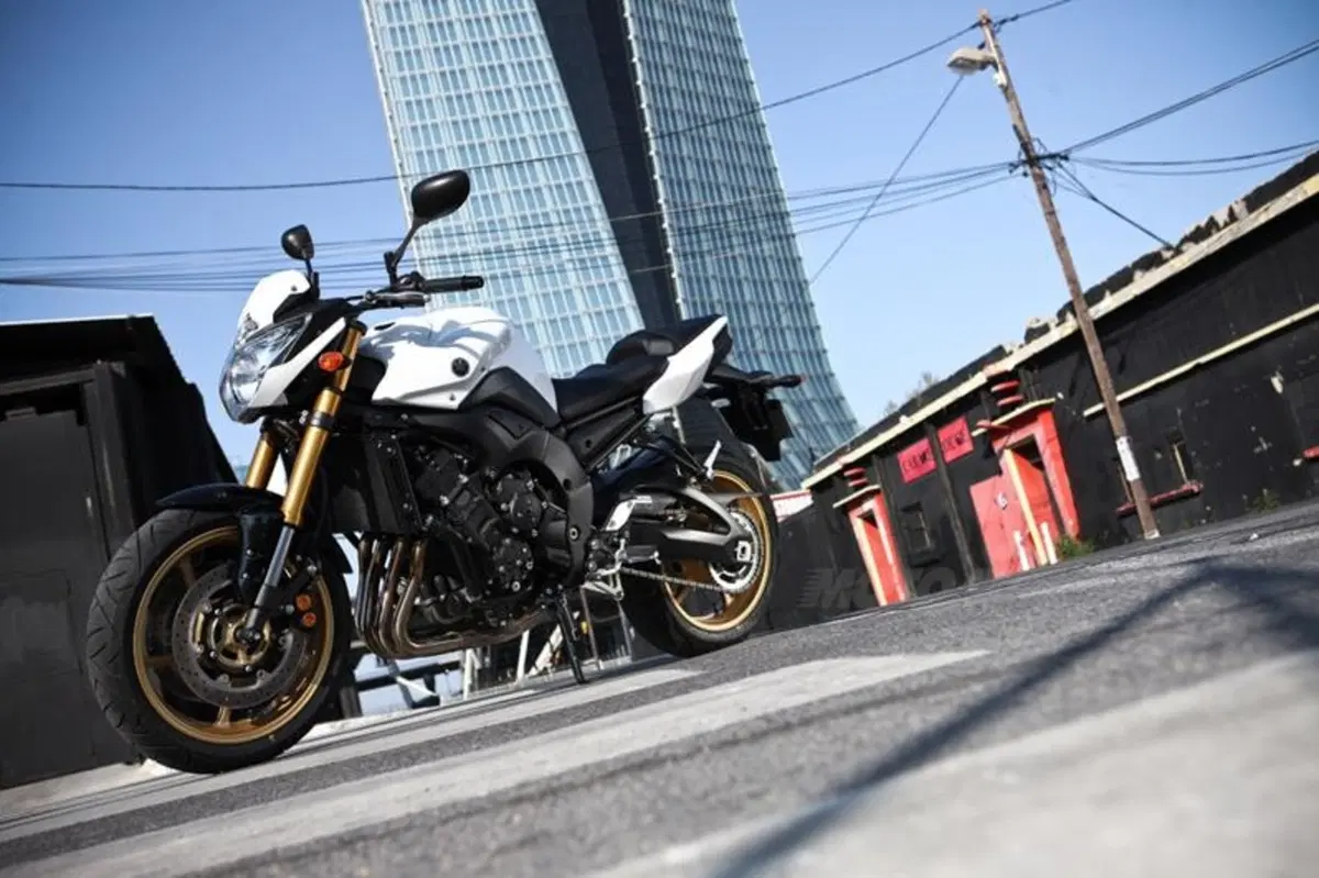 Yamaha Fazer 8 e FZ8 (24)