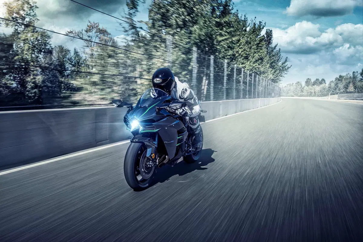 Kawasaki Ninja H2 2019: ancora più cavalli