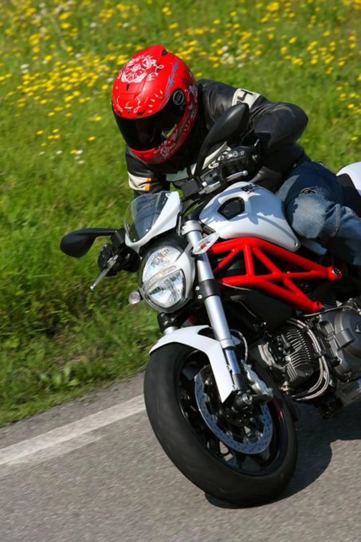 Ducati Monster 796 