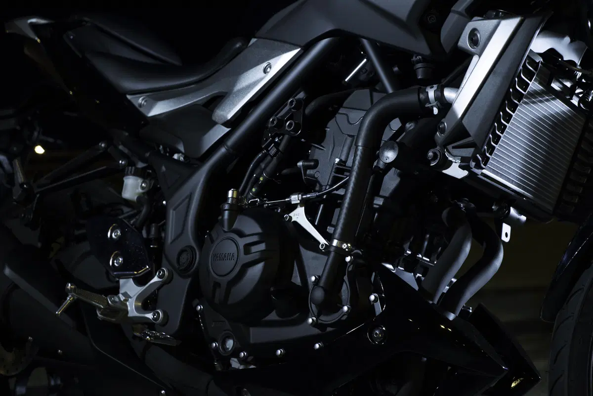 Yamaha MT-03 2016 (19)