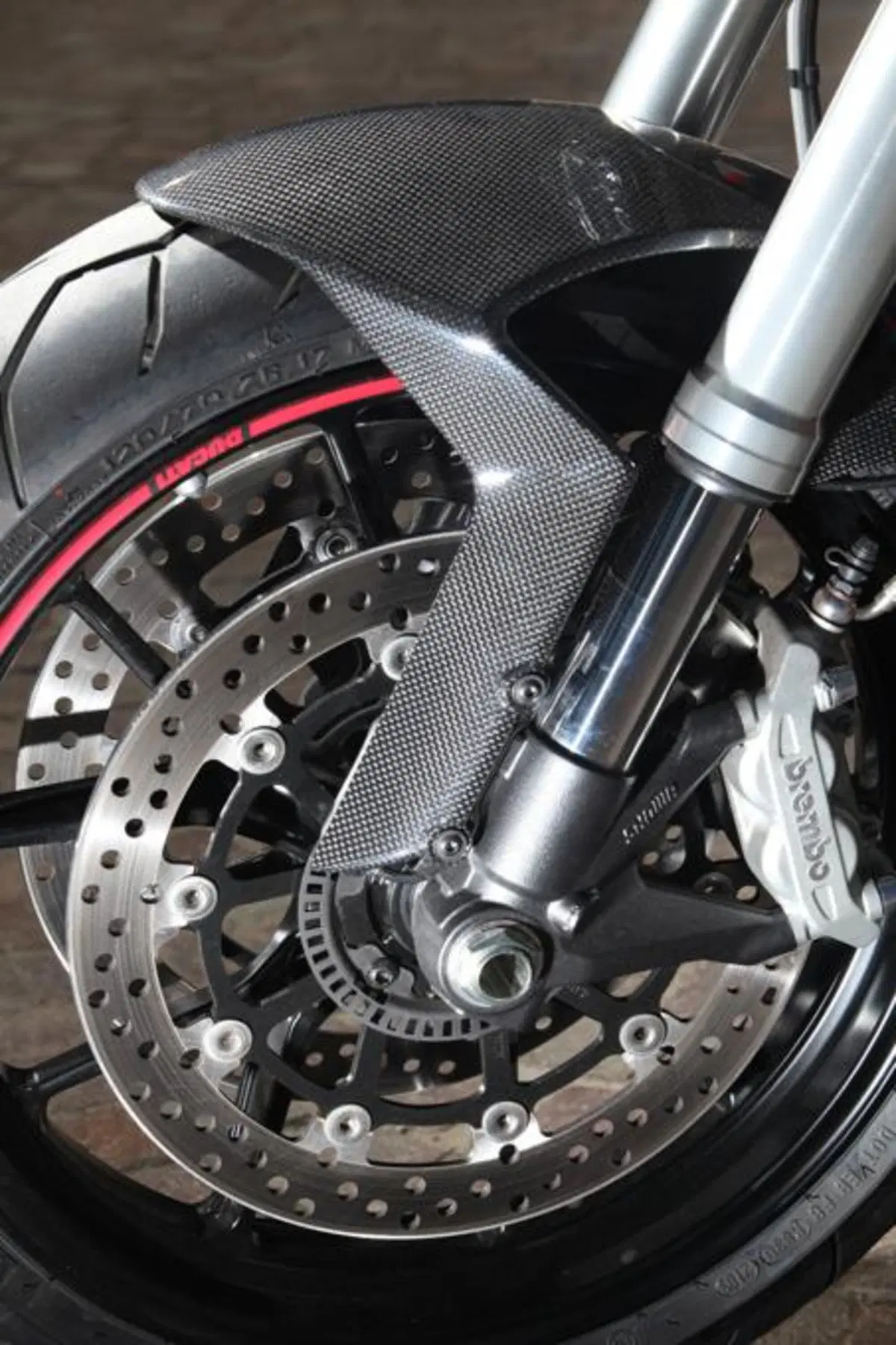 Ducati Monster 796  (38)
