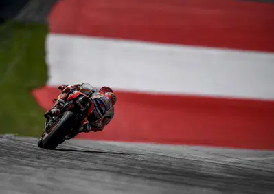 MotoGP 2018. GP Austria. Pole a Marquez