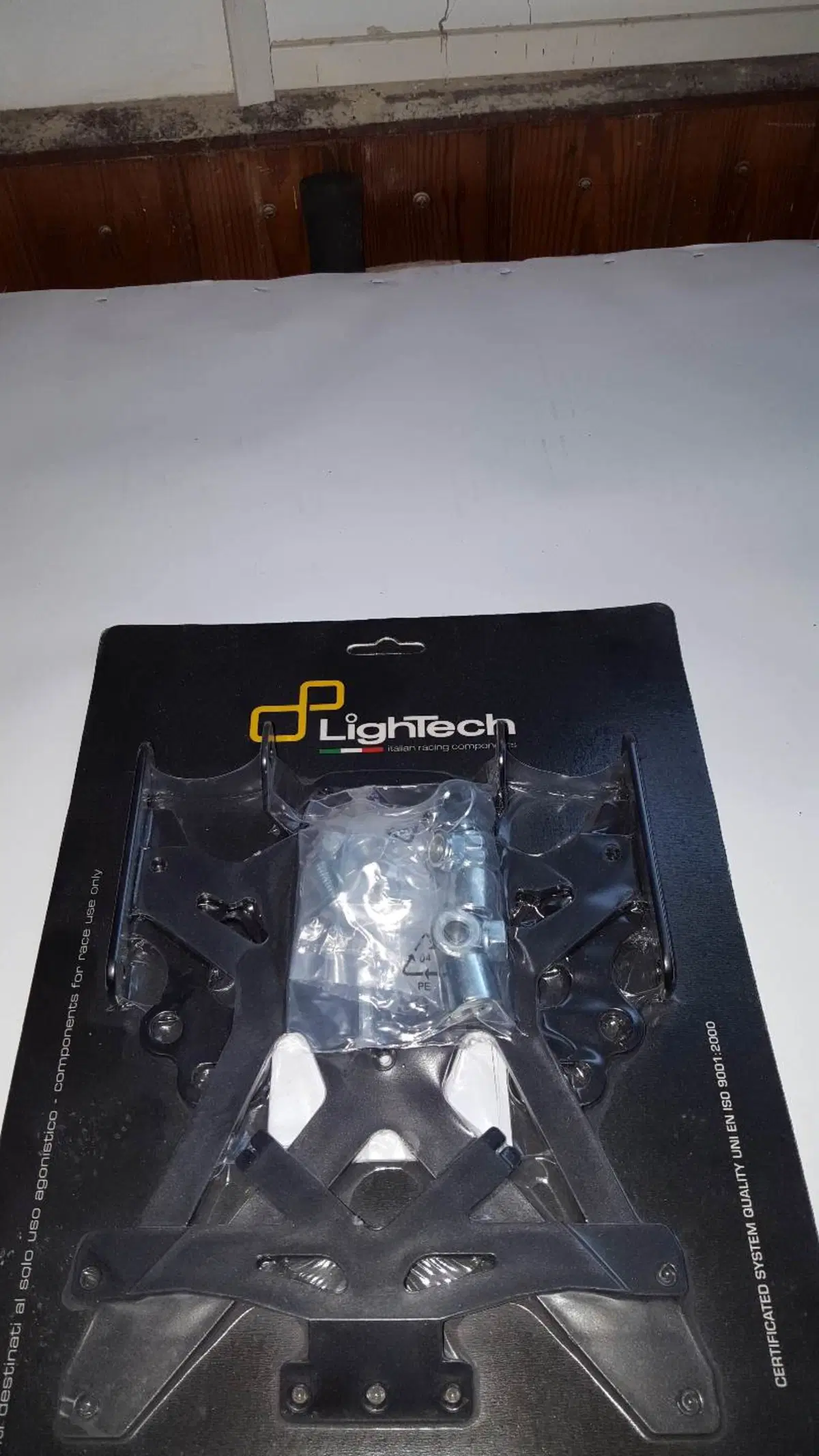 OFFERTA!!!PORTATARGA YAMAHA FZ1 FAZER 1000 Lightech PORTATARGA REGOLABILE PER YAMAHA FZ1/FAZER 1000/FZ8