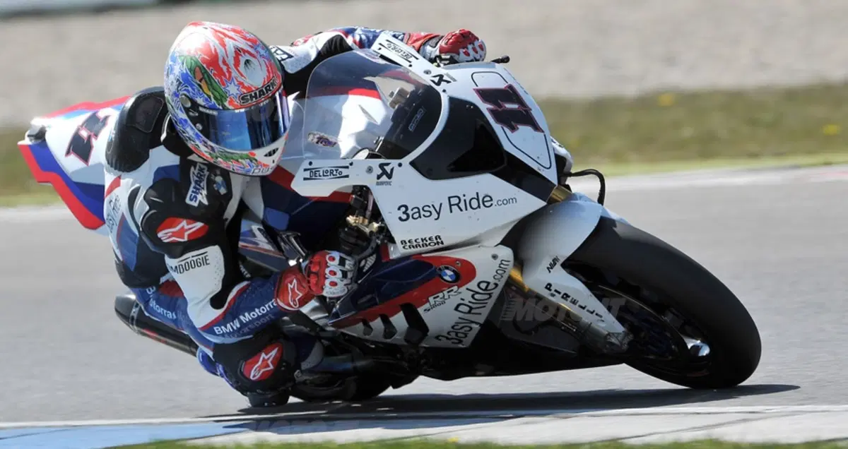 Corser si aggiudica le qualifiche del sabato