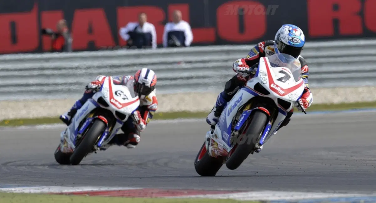 Rea precede Smrz e Corser nella Superpole di Assen