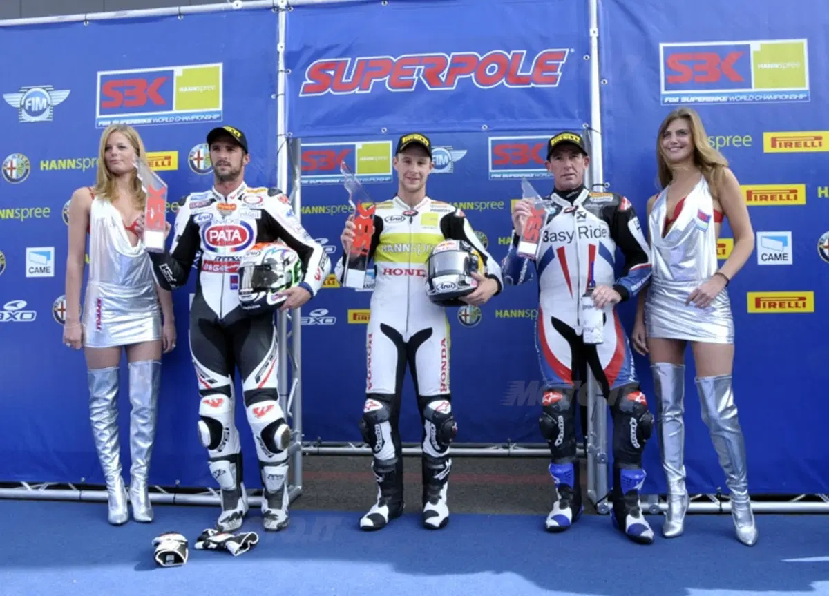 Rea precede Smrz e Corser nella Superpole di Assen (2)