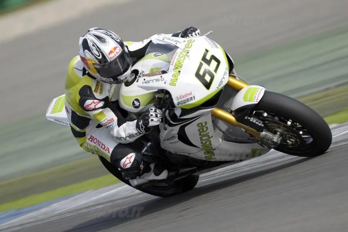 Rea precede Smrz e Corser nella Superpole di Assen (3)