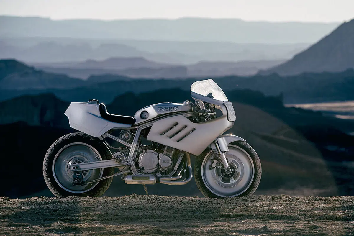 GSX-R Major Tom, l'omaggio Icon a David Bowie (5)