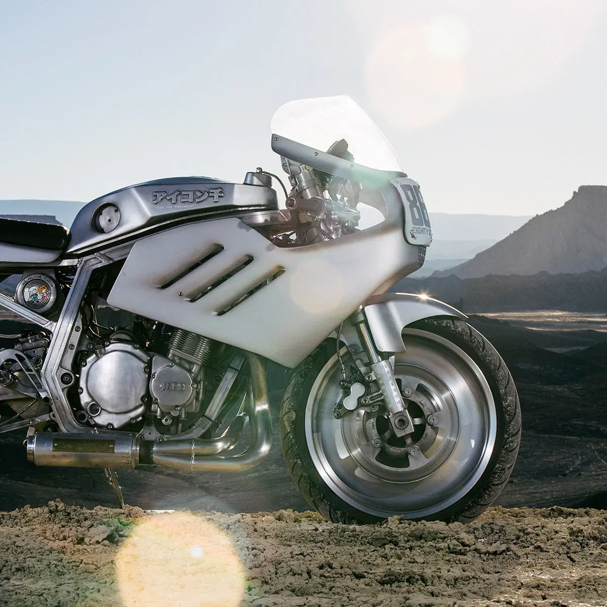 GSX-R Major Tom, l'omaggio Icon a David Bowie (7)