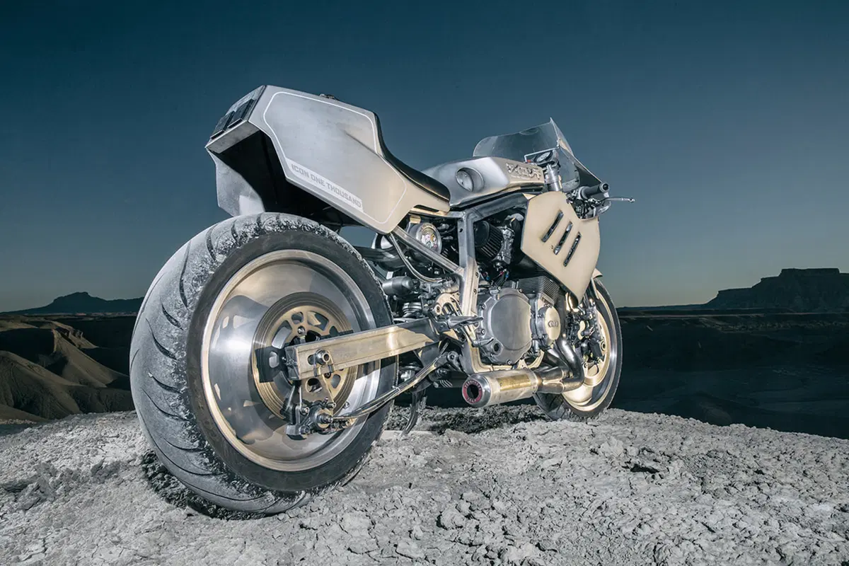 GSX-R Major Tom, l'omaggio Icon a David Bowie (6)