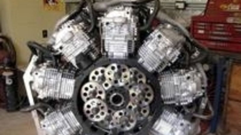 Dalla XR600 nasce il motore stellare a 9 cilindri