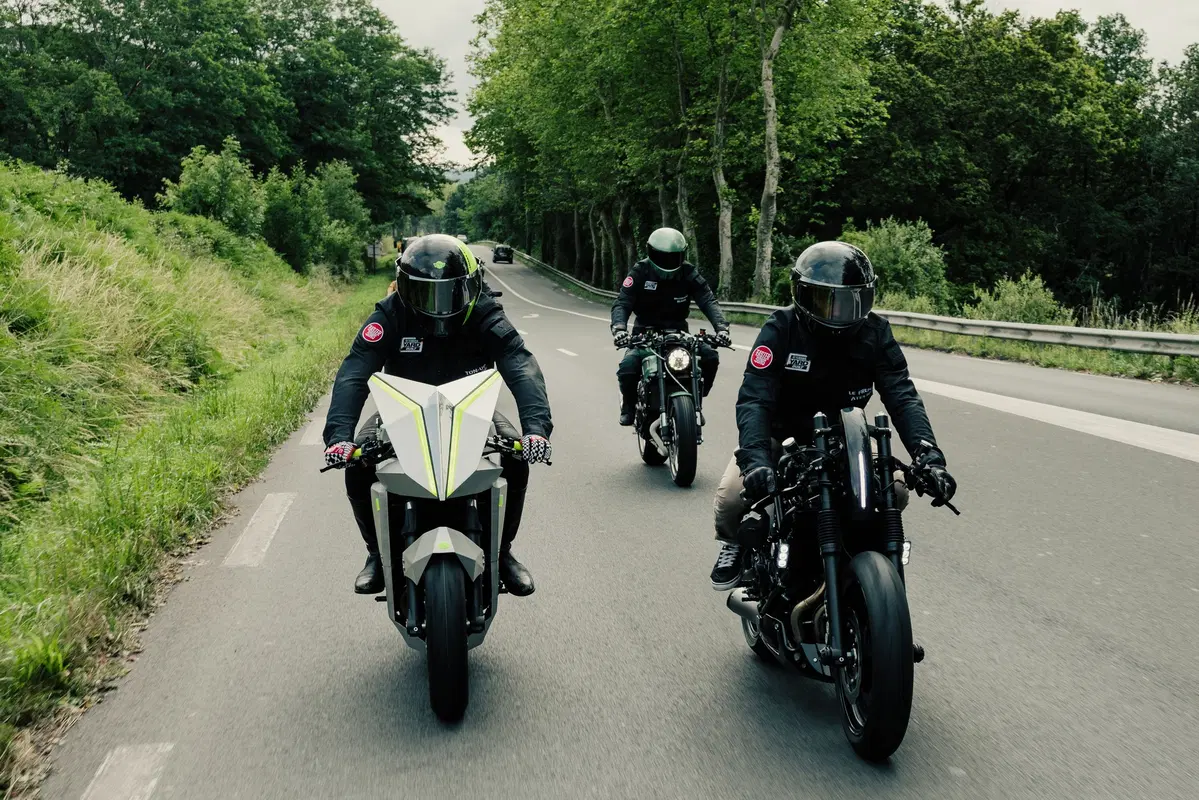 Yamaha XSR700 'The Outrun' da Ton-Up Garage  (5)