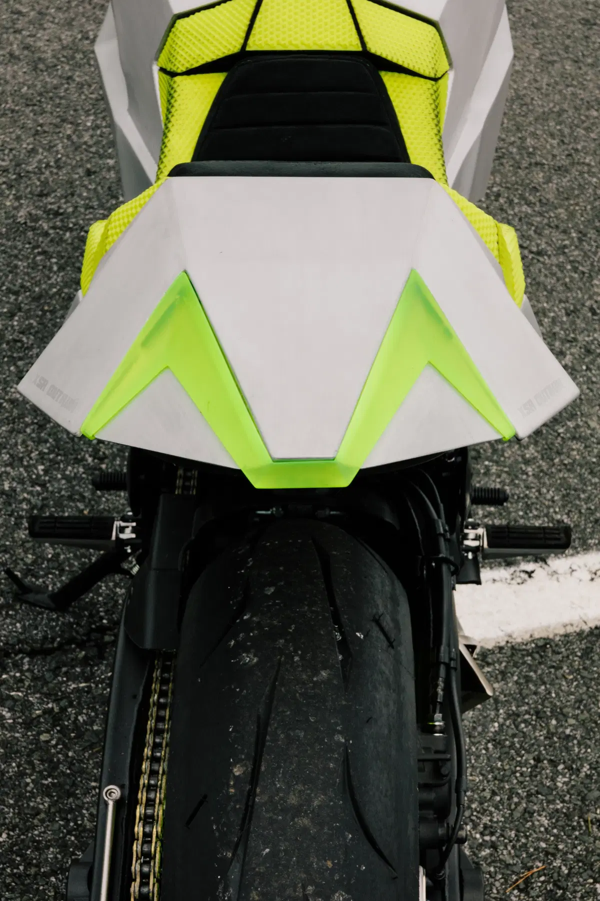 Yamaha XSR700 'The Outrun' da Ton-Up Garage  (14)