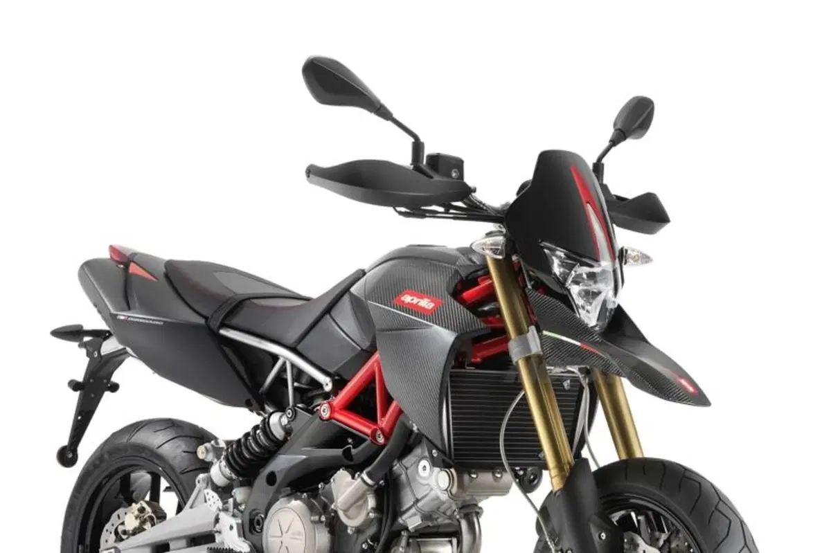 In arrivo l'Aprilia Dorsoduro Factory e la Shiver 2010