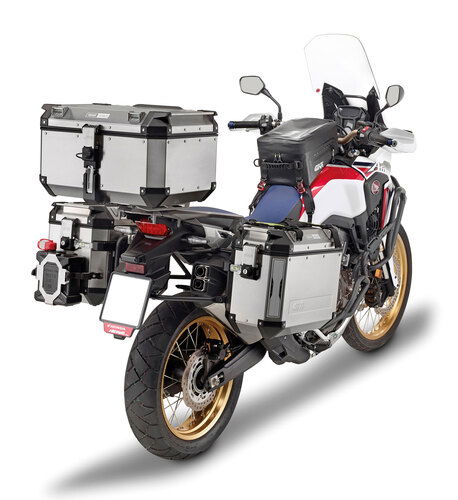 GiVi a Motodays con la sua linea di borse per l'Africa Twin (3)