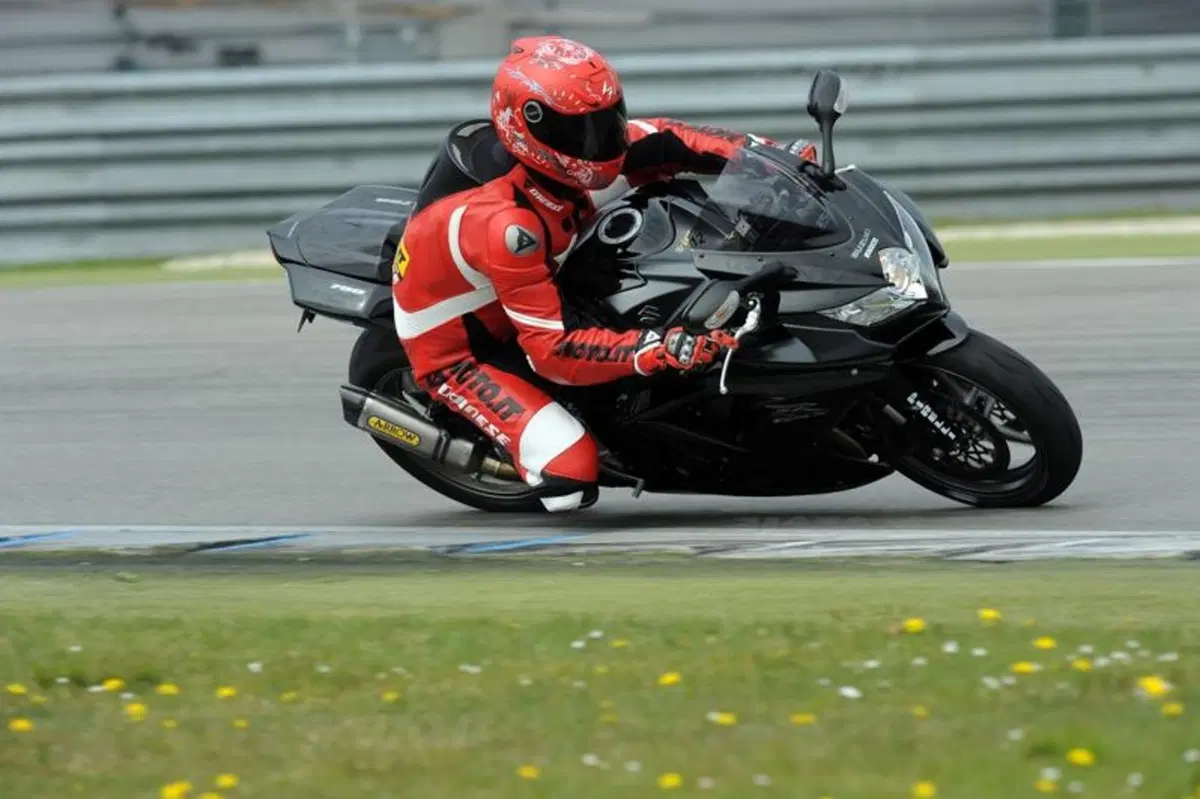 Pirelli Diablo Rosso Corsa: il tuo pneumatico (6)
