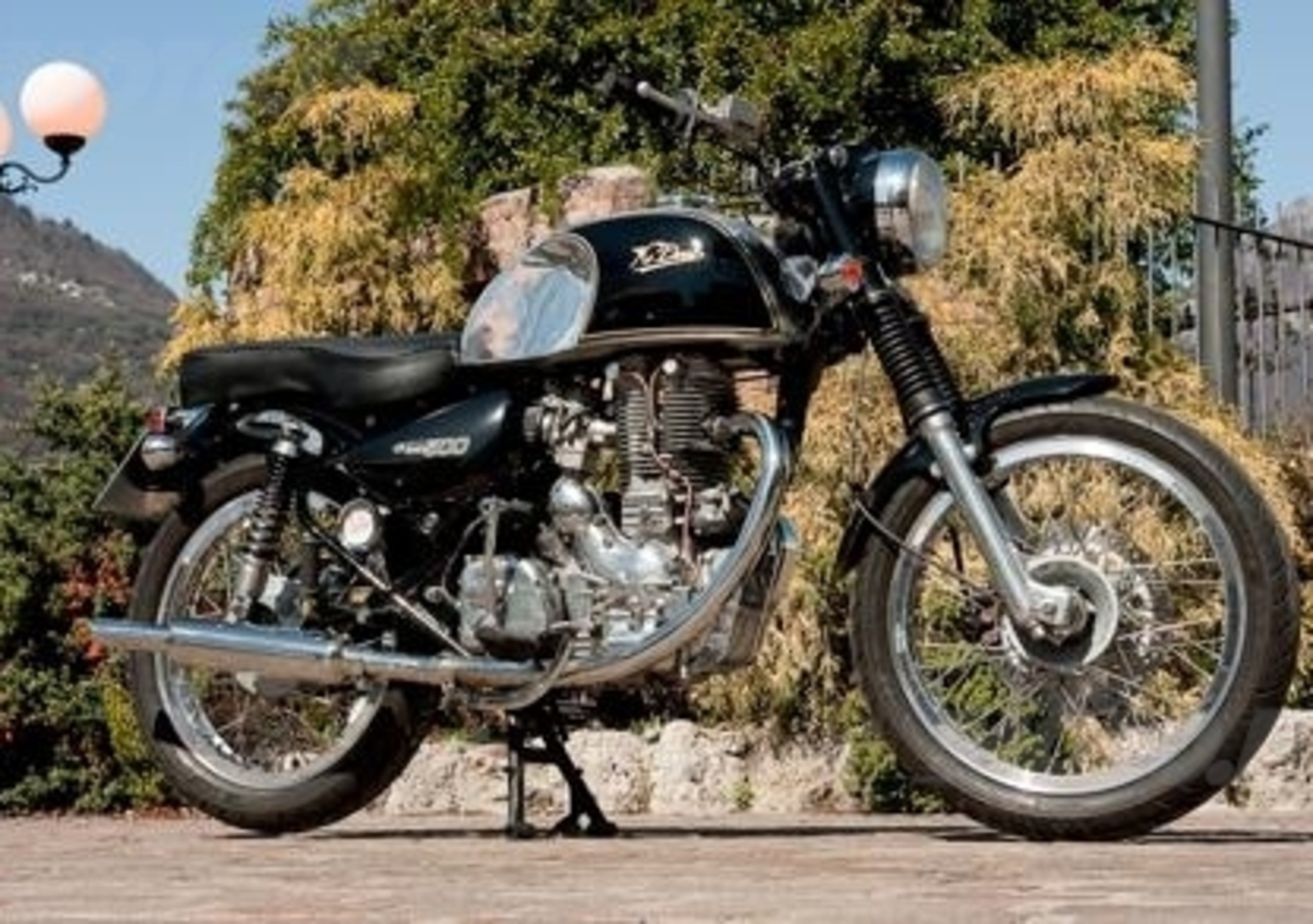 Royal Enfield Clubman Superlight: magia r&egrave;tro
