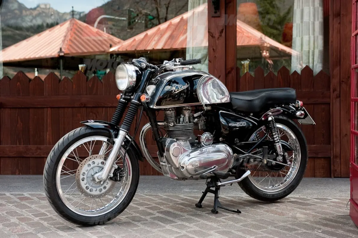 Royal Enfield Clubman Superlight: magia rètro (4)