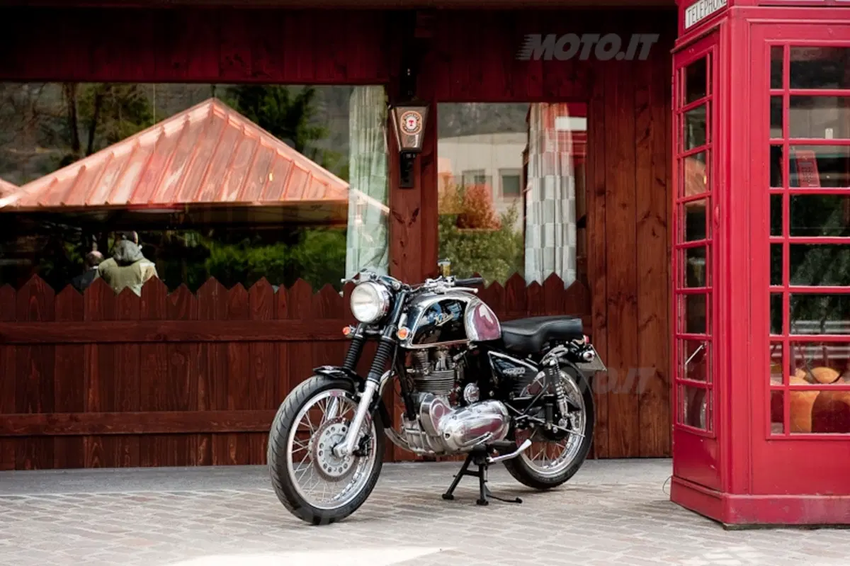 Royal Enfield Clubman Superlight: magia rètro (5)