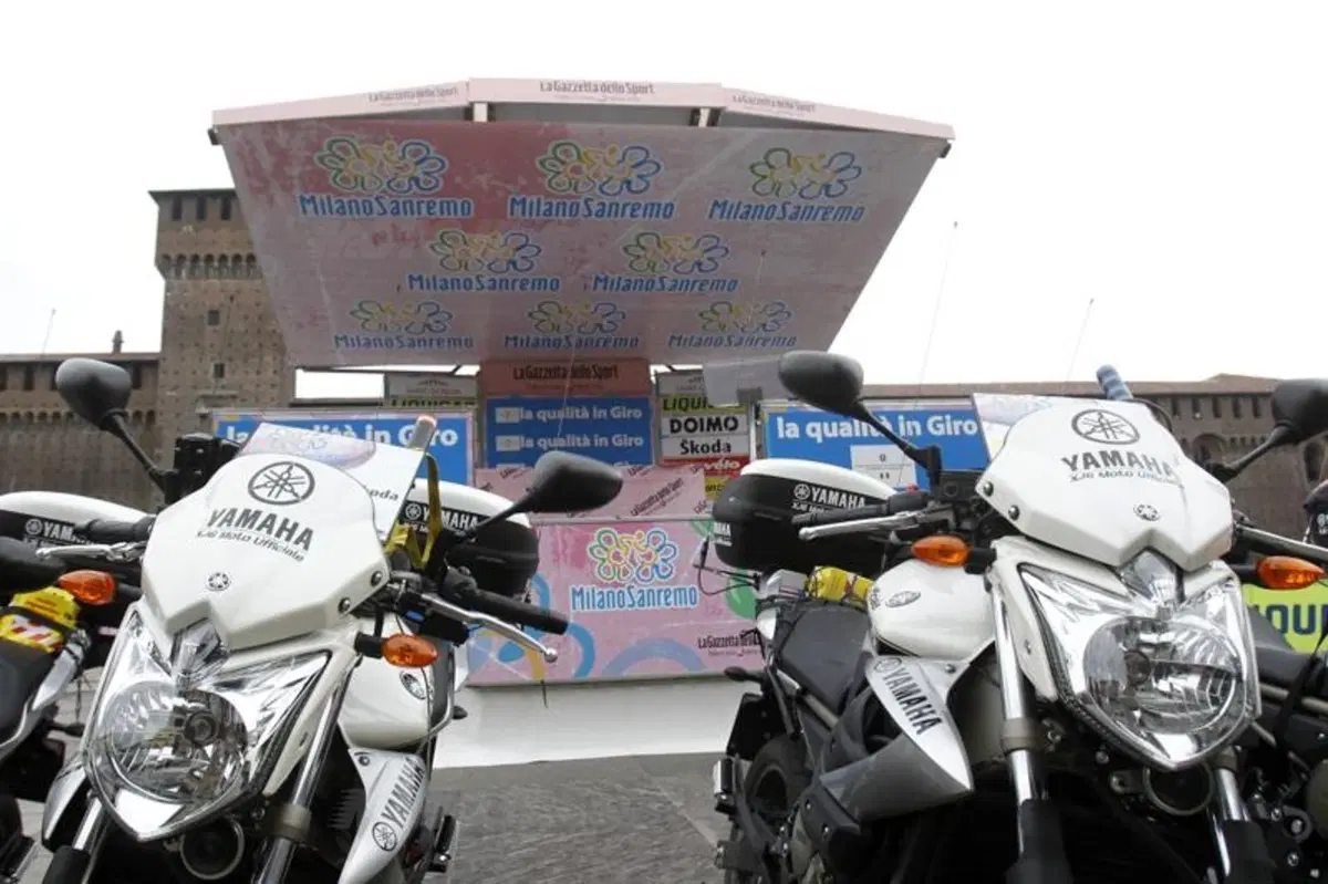 Yamaha XJ6, moto ufficiali del giro d’Italia (4)