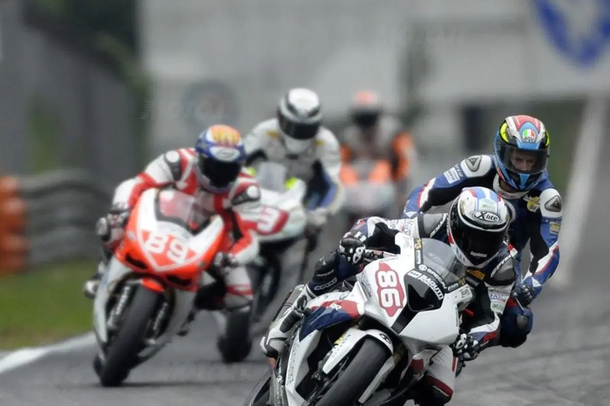 CIV a Monza: la pioggia non ferma lo spettacolo