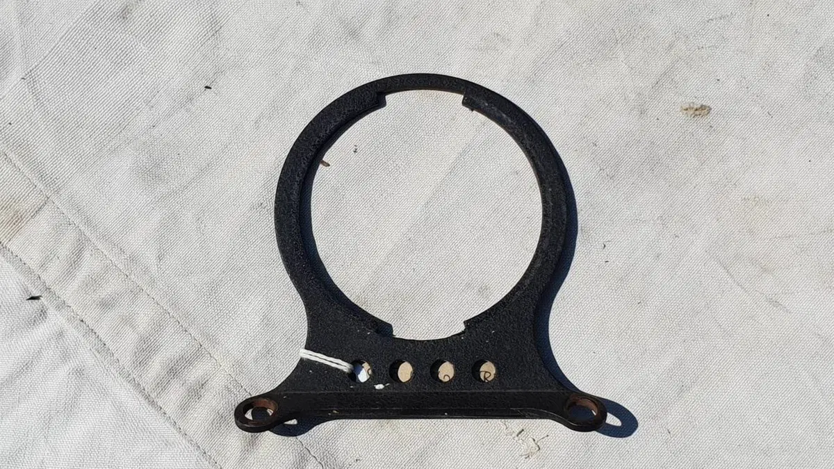 Supporto contachilometri Harley-Davidson