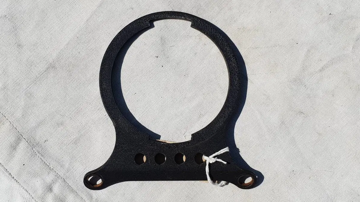 Supporto contachilometri Harley-Davidson (2)