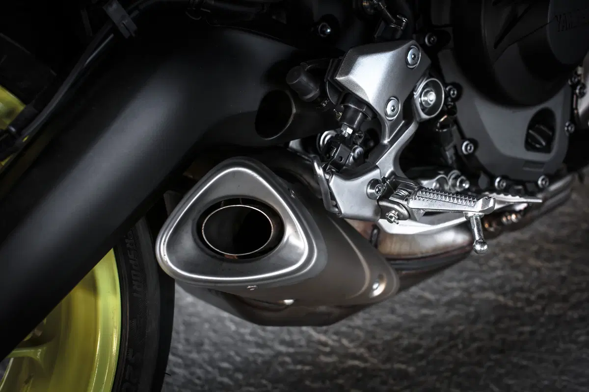 Yamaha MT-09 2016 (15)