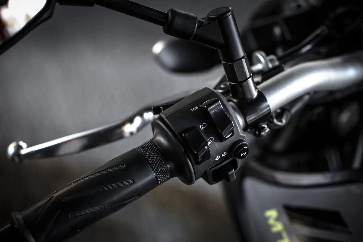Yamaha MT-09 2016 (19)