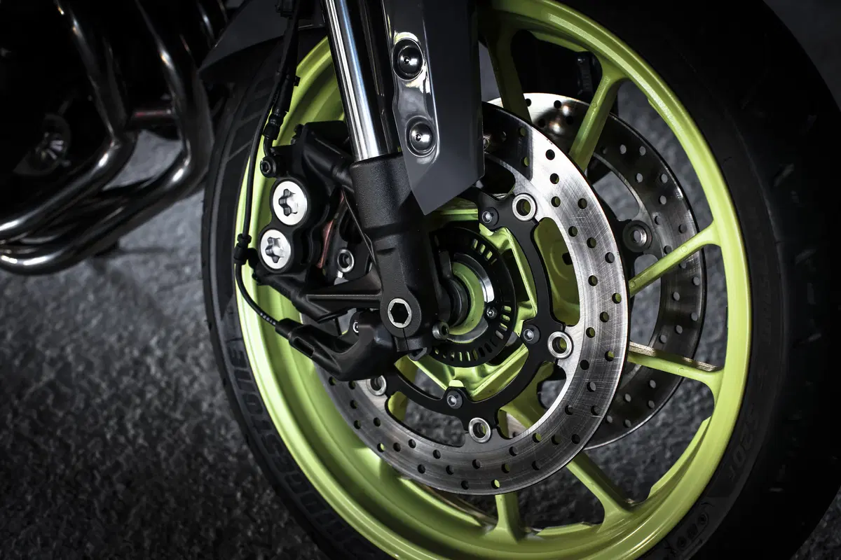 Yamaha MT-09 2016 (20)