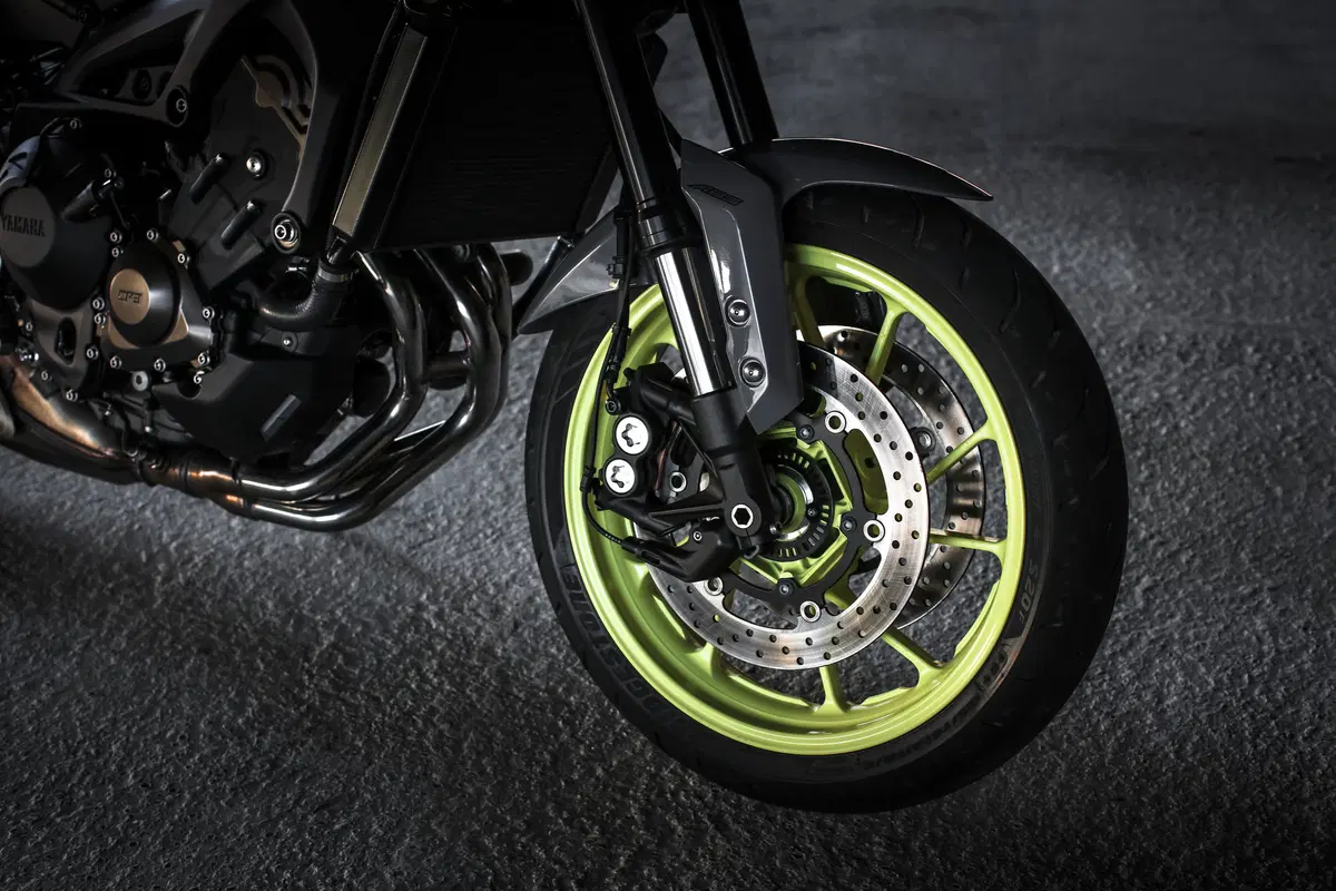 Yamaha MT-09 2016 (21)