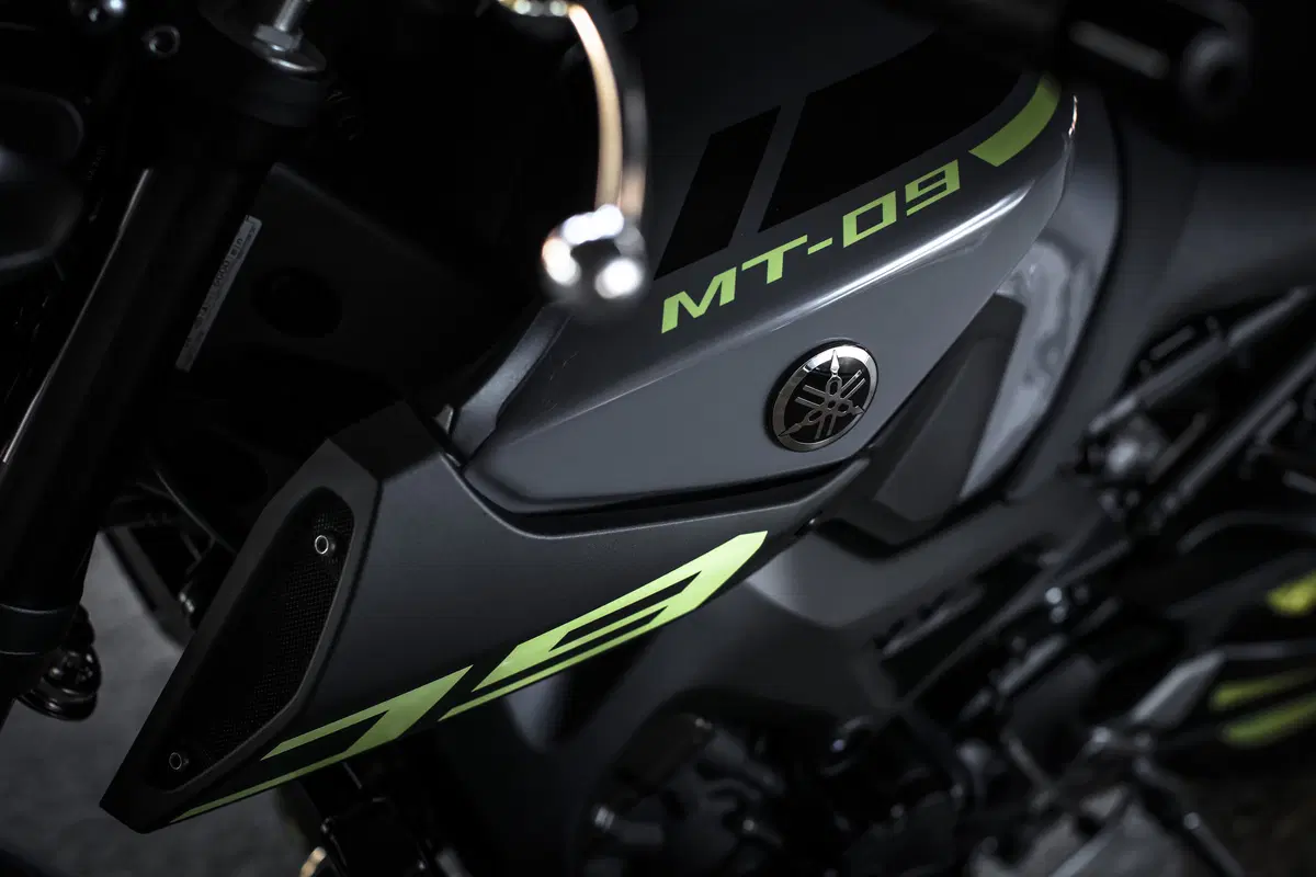 Yamaha MT-09 2016 (25)
