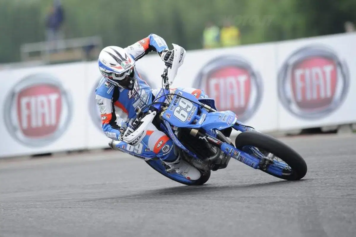 Supermoto, Van Den Bosh vince il GP  di Lombardia (2)