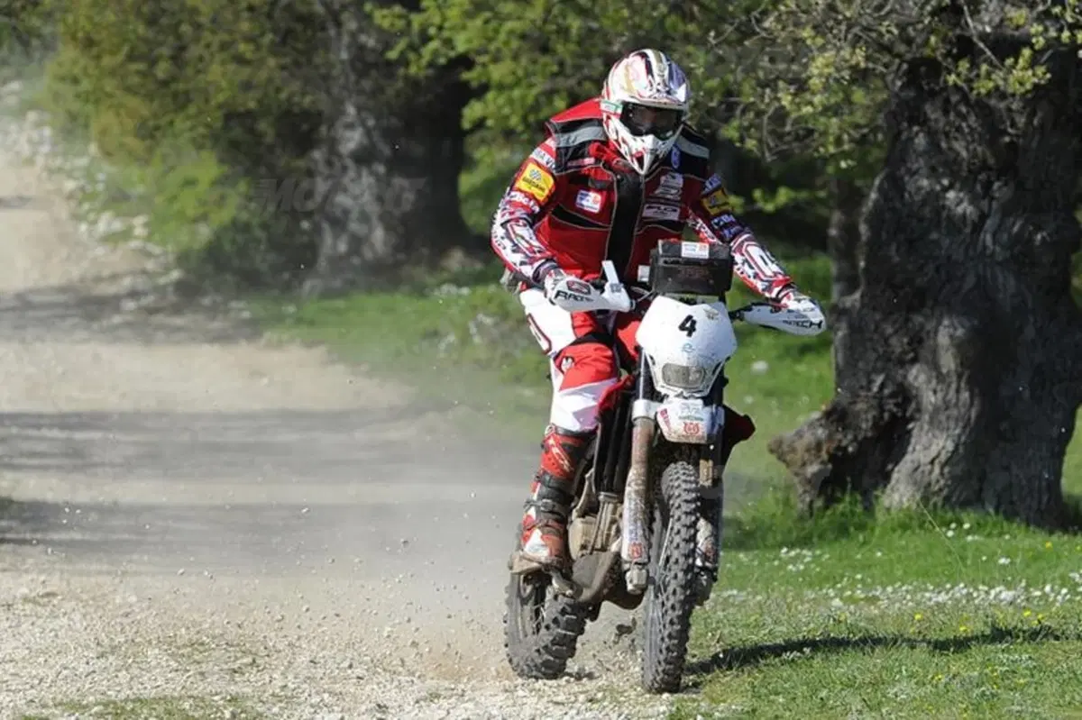Il team CF Racing Husqvarna, con Mancini al Rally d'Abruzzo