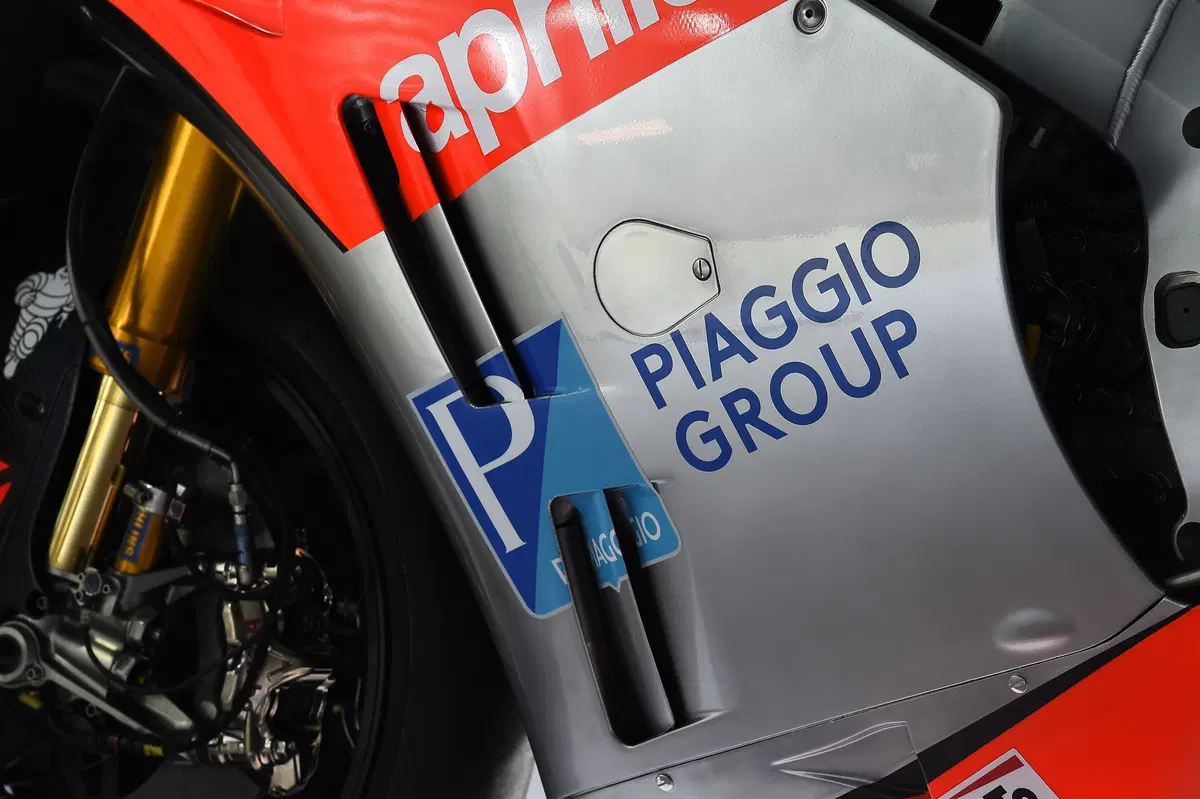 MotoGP. Presentata l'Aprilia  RS-GP 2016  (22)