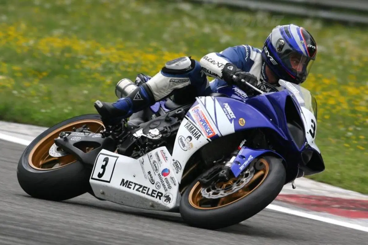 Yamaha al CIV (5)