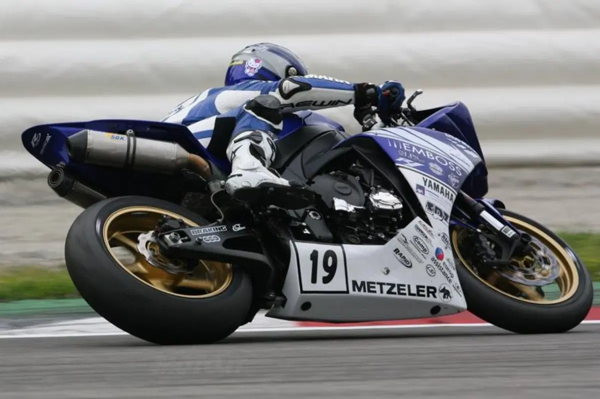 Yamaha al CIV (7)