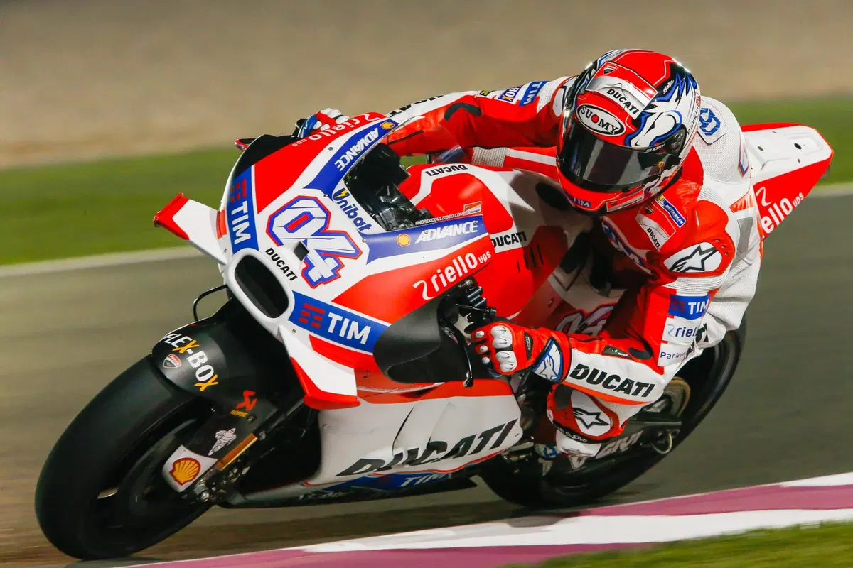 MotoGP. Qatar Test, Day1. La cronaca (12)