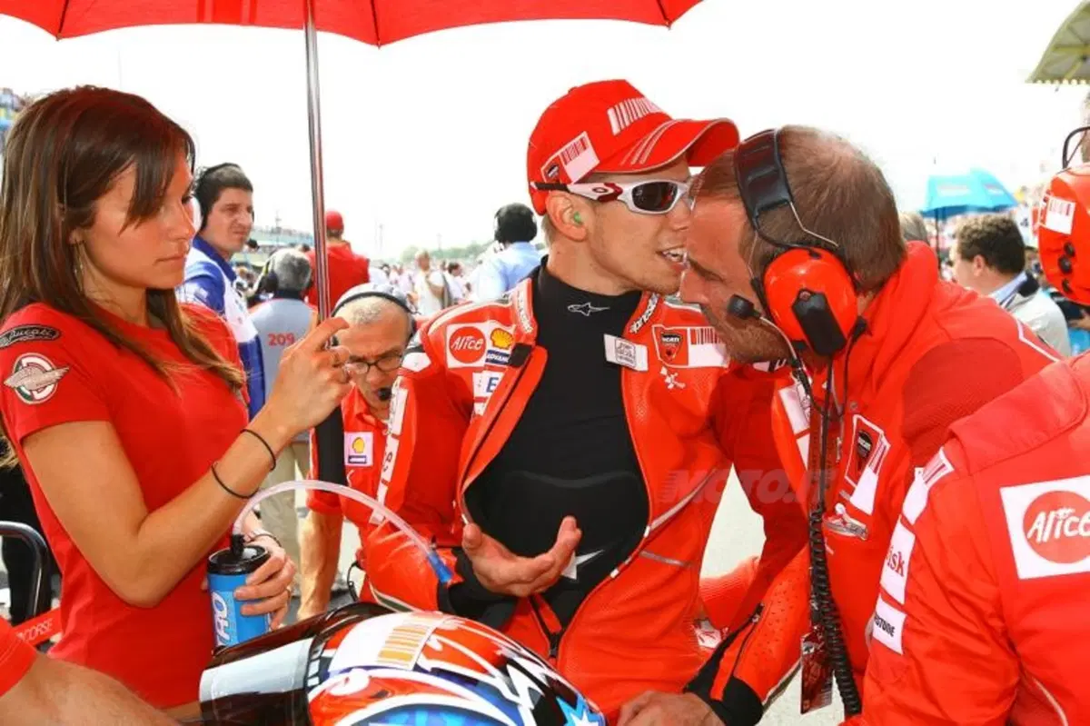 Honda sta trattando con Casey Stoner per il 2011 (5)